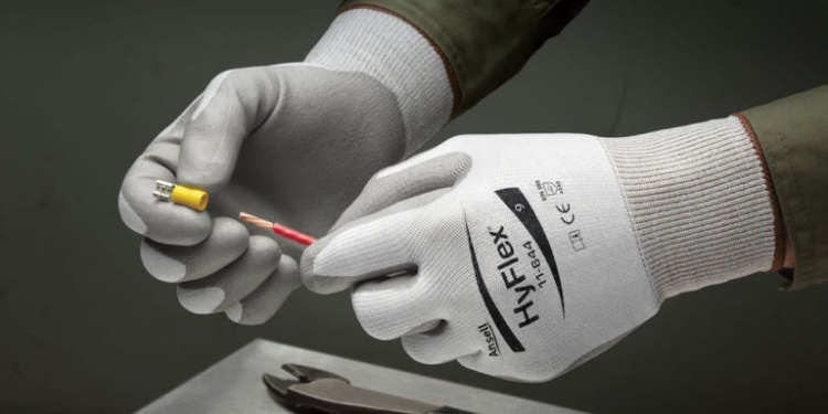 Ansell сосредоточится на рынке промышленных и медицинских перчаток