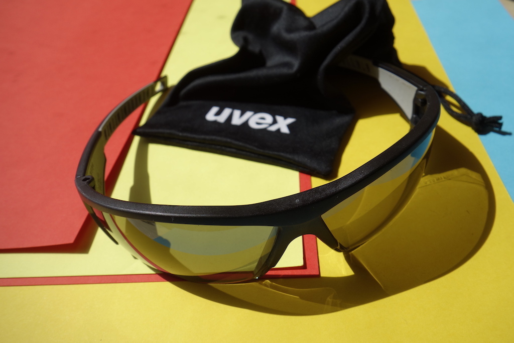 Защитные очки Увекс Айворкс