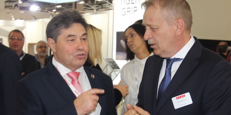 Игорь Рогожин