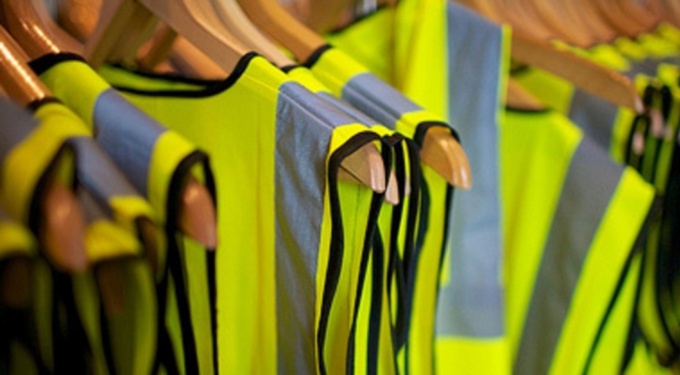 Одежда со светоотражающими элементами