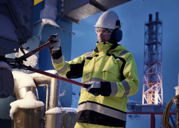 Зимней спецодежды