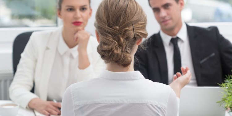 Как я искала работу на рынке спецодежды