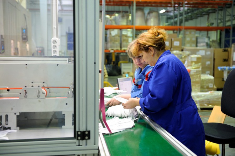 3М запускает на заводе в Волоколамске две новых линии по производству респираторов