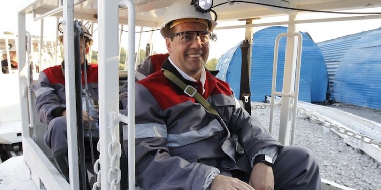 Дмитрий Медведев шахта Листвяжная