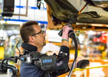 Ford Motor Company тестирует новые экзоскелеты