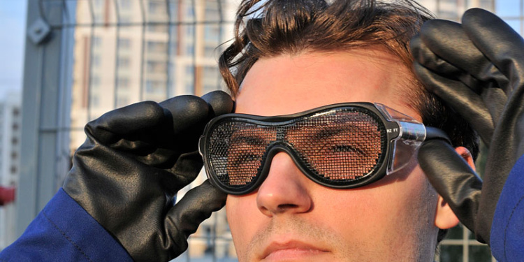 Сетка вместо линзы защитные очки РОСОМЗ