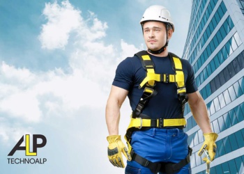 «Техноавиа» запустила новую марку СИЗ от падения с высоты