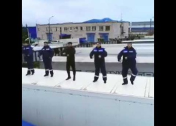 Водители «Татавтотранса» станцевали приглашение на работу