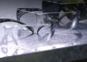 новые очки 3M