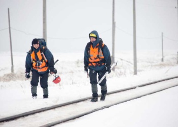 РЖД решили проблемы с обеспечением спецодеждой и СИЗ – профсоюз
