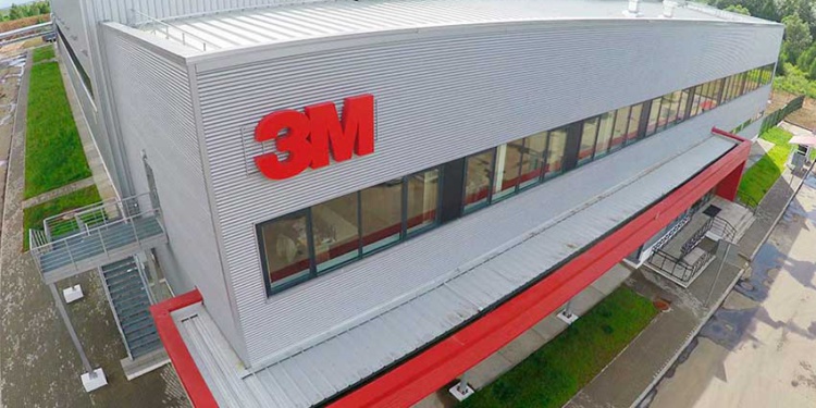Рост российских продаж СИЗ компании 3М