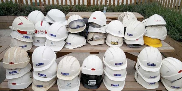 В Великобритании запустили национальную программу утилизации касок