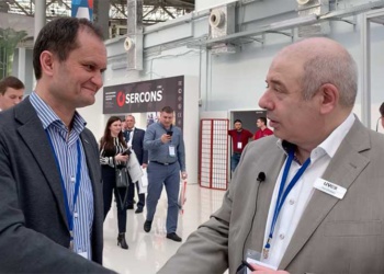 Главный редактор Гетсиз.ру Олег Сердюк и Генеральный директор ООО "Увекс СПР" Лев Шапиро во время ВНОТ-19