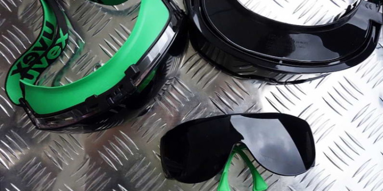 Uvex представляет очки для газовой сварки