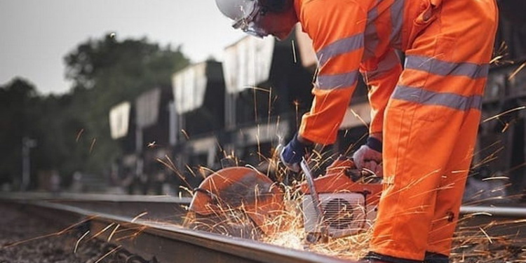 Умные СИЗ для железнодорожников