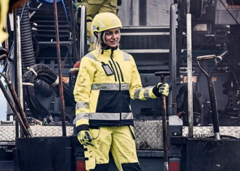 Шведская Blaklader выпустит рабочие брюки для беременных