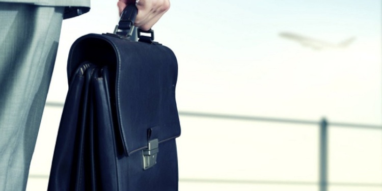 Роструд рекомендовал воздержаться от командировок в Китай