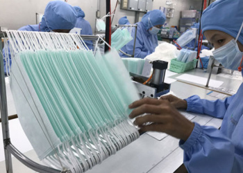 Минпромторг запускает централизованные поставки СИЗ в регионы