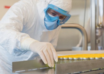 Фарминдустрия, медицина, биотехнологии: какие очки выбрать?