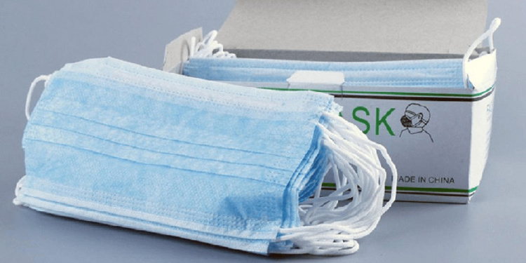 Упрощен беспошлинный ввоз медицинских масок в Россию