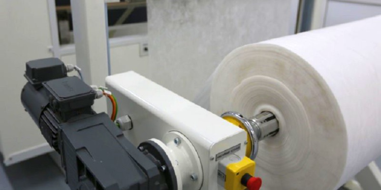 В Саратове запущено опытное производство одноразовых полумасок, которые можно носить до суток