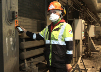 Сотрудников «Северстали» подозревают в краже масок и респираторов