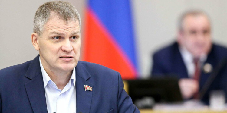 Непонятно, чем руководствовалось правительство, отменяя запрет на экспорт СИЗ, – депутат Госдумы