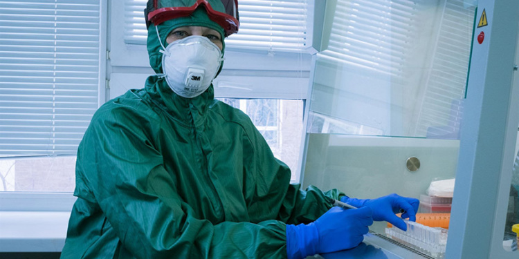 Эксперты и врачи просят изменить порядок закупки СИЗ для медиков