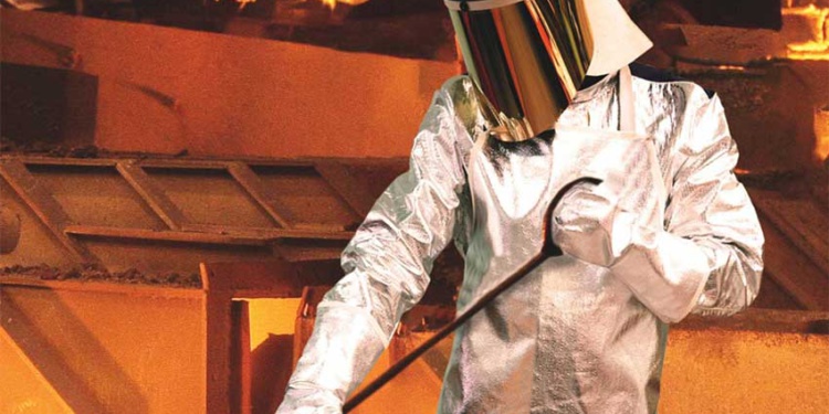 «Техноавиа» начала продажу новой коллекции спецодежды для металлургов