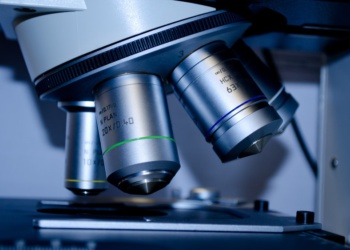 На фабрике защитных перчаток «Ликом» открылась испытательная лаборатория