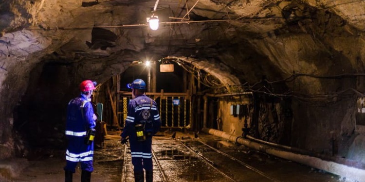 Подразделение «Росатома» проводит конкурс на поставку спецодежды на 48,7 млн руб.