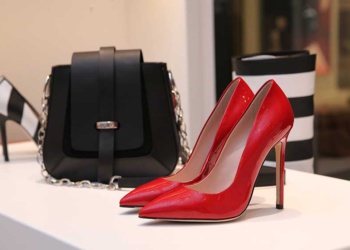 В ростовском магазине конфискована немаркированная обувь на 1,4 млн руб.