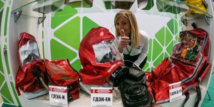 Помощь ФЦК позволила ЭХМЗ в 4,5 раза увеличить производство защитных масок