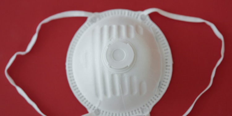 СИЗ инвест снизил цену респиратора сразу на 20%