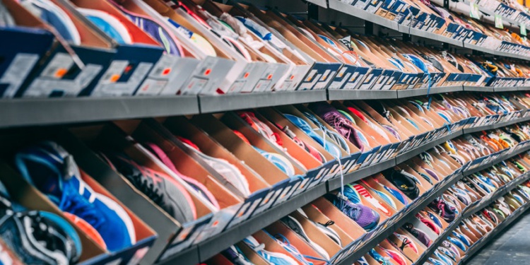 Более 213 тыс. пар обуви без маркировки изъято ФТС за четыре месяца
