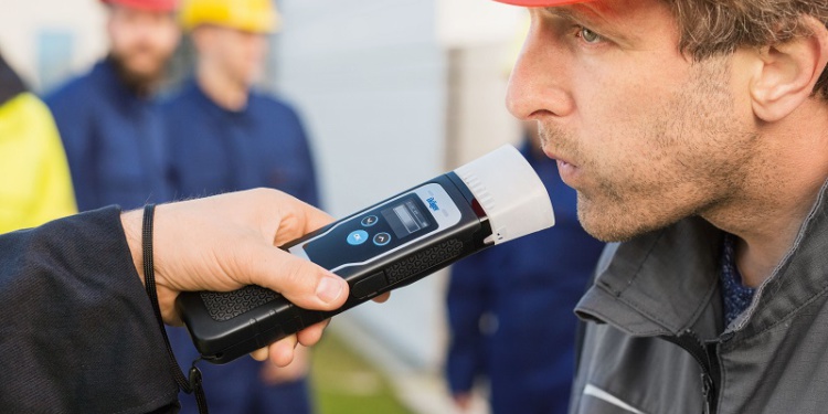 Десятка инновационных СИЗ-2020: алкотестер Dräger Alcotest 5000 🏆