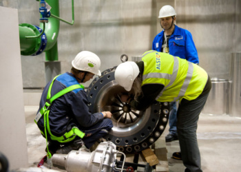 «Мосэнерго» закупит спецодежду на 154,9 млн руб.