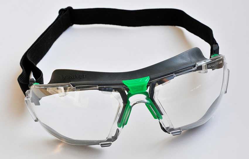 Десятка инновационных СИЗ-2020: защитные очки Univet 5X1