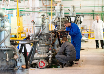 Самарское подразделение Ростеха объявило о закупке спецодежды на 52,3 млн руб.