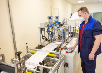 КамАЗ запускает вторую линию по производству респираторов KN95