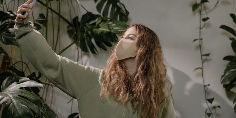 российские ученые разработали маску с памятью лица