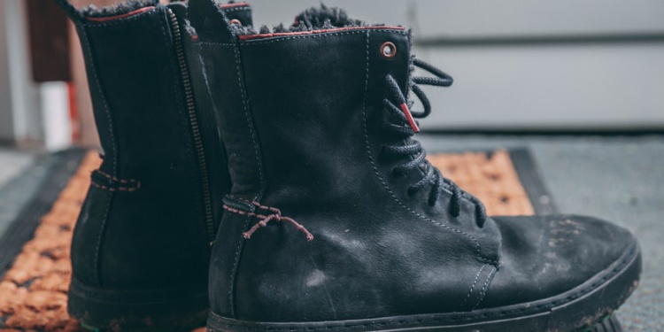 Защитный спрей-дезодорант для ног c противогрибковым эффектом