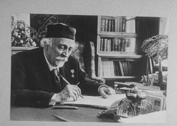 Академик Николай Зелинский