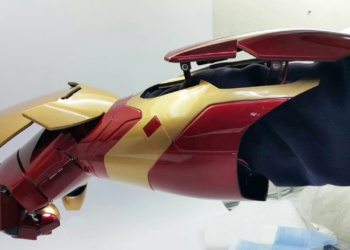 Защита пальцев, скафандры и экзоскелет: впечатляющие новинки отрасли