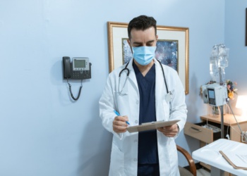 Маски медицинские