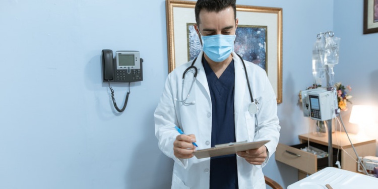 Маски медицинские