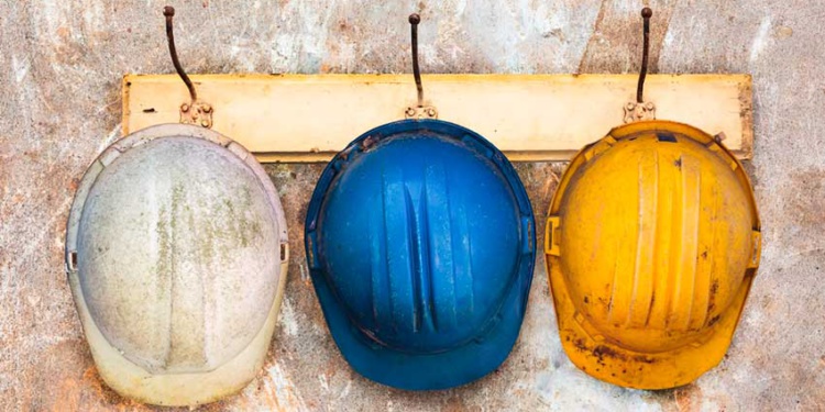 Минтруд разъяснил ситуацию с «домашним» хранением СИЗ сотрудниками с разъездной работой