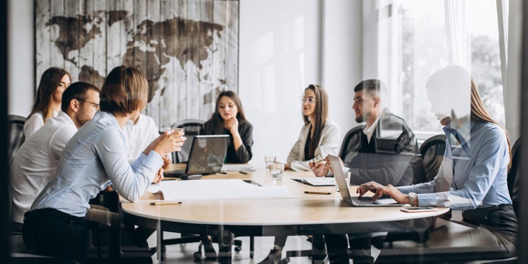 Международный бизнес начинает экономить на офисах – Knight Frank