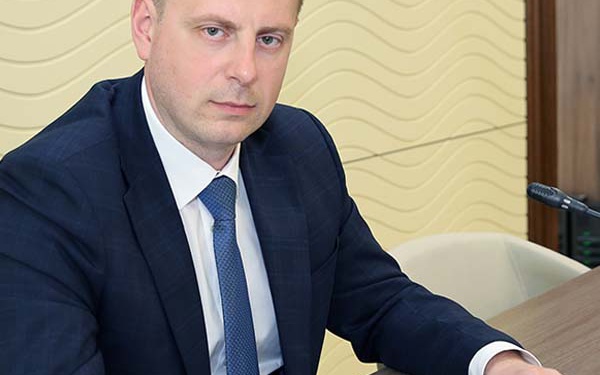 Российских железнодорожников обеспечат сигнальной спецодеждой трех классов видимости