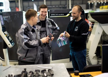 «Ростех» проводит конкурс на поставку спецодежды на 432,2 млн руб.